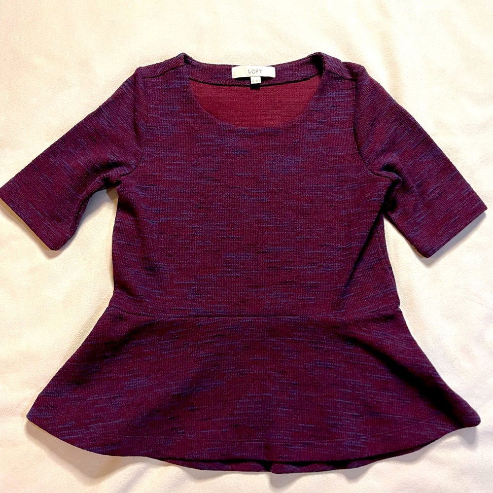 LOFT Peplum Top‎